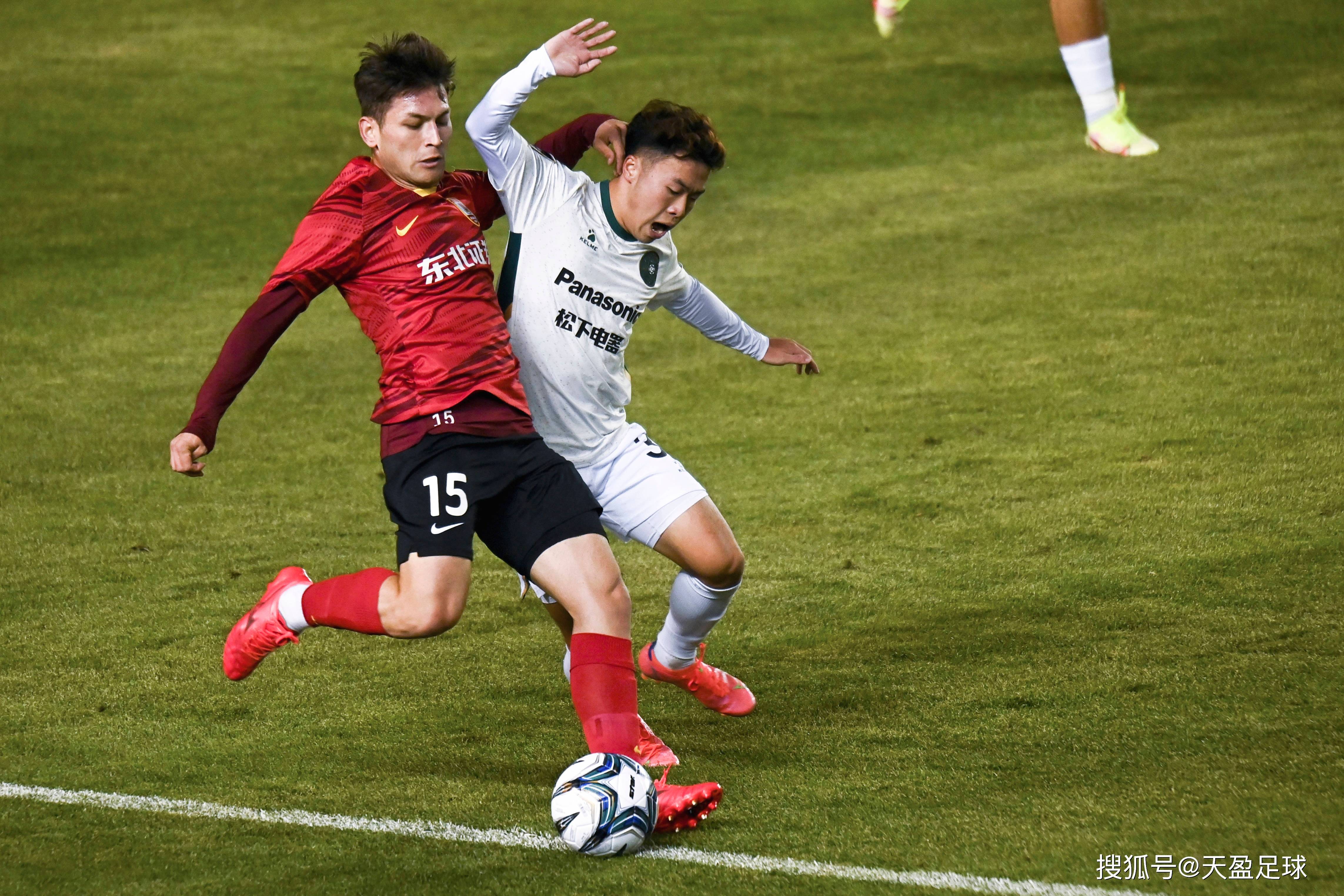 长春亚泰惨败收场，紧急调整士气备战