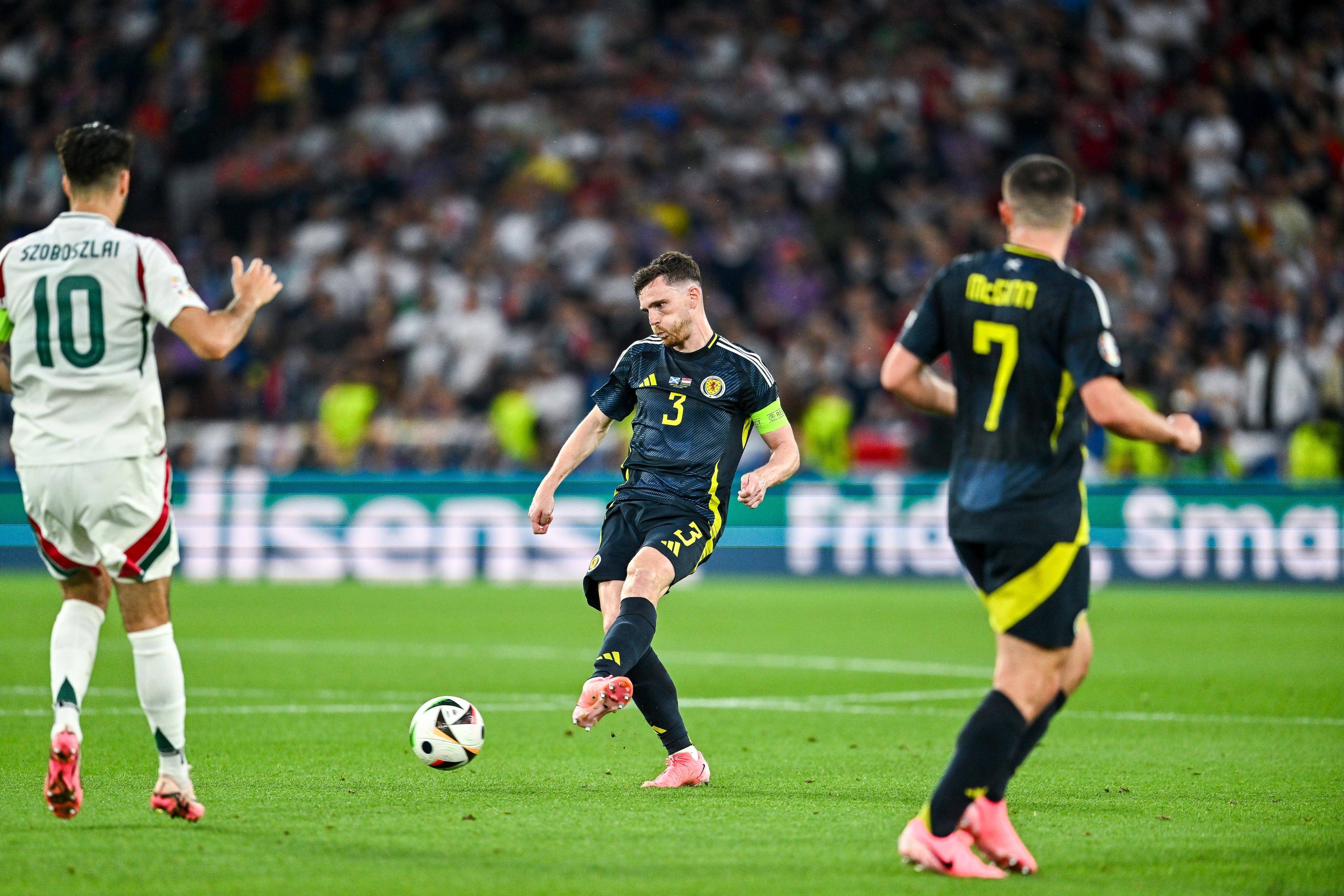 瑞士国家队备战战术调整,冲击欧锦赛 瑞士国家队备战战术调整,冲击欧锦赛