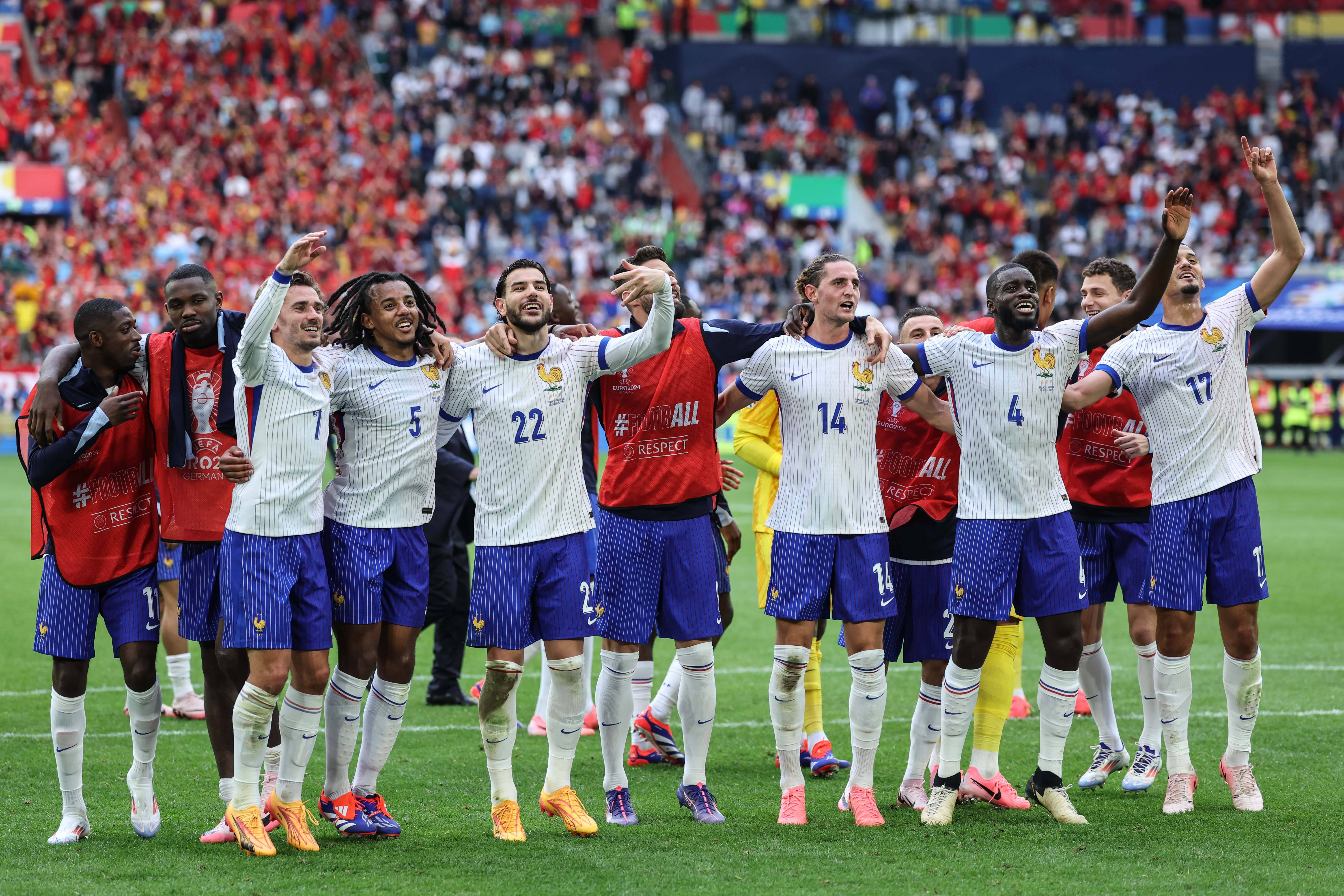 精彩纷呈的欧洲联赛再次掀起狂潮 精彩纷呈的欧洲联赛再次掀起狂潮