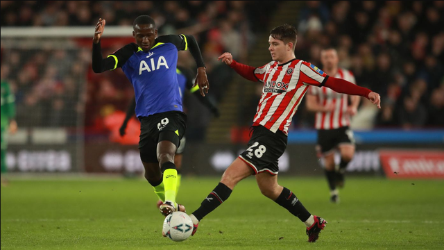 俄罗斯队成功晋级，赛场上风头无两