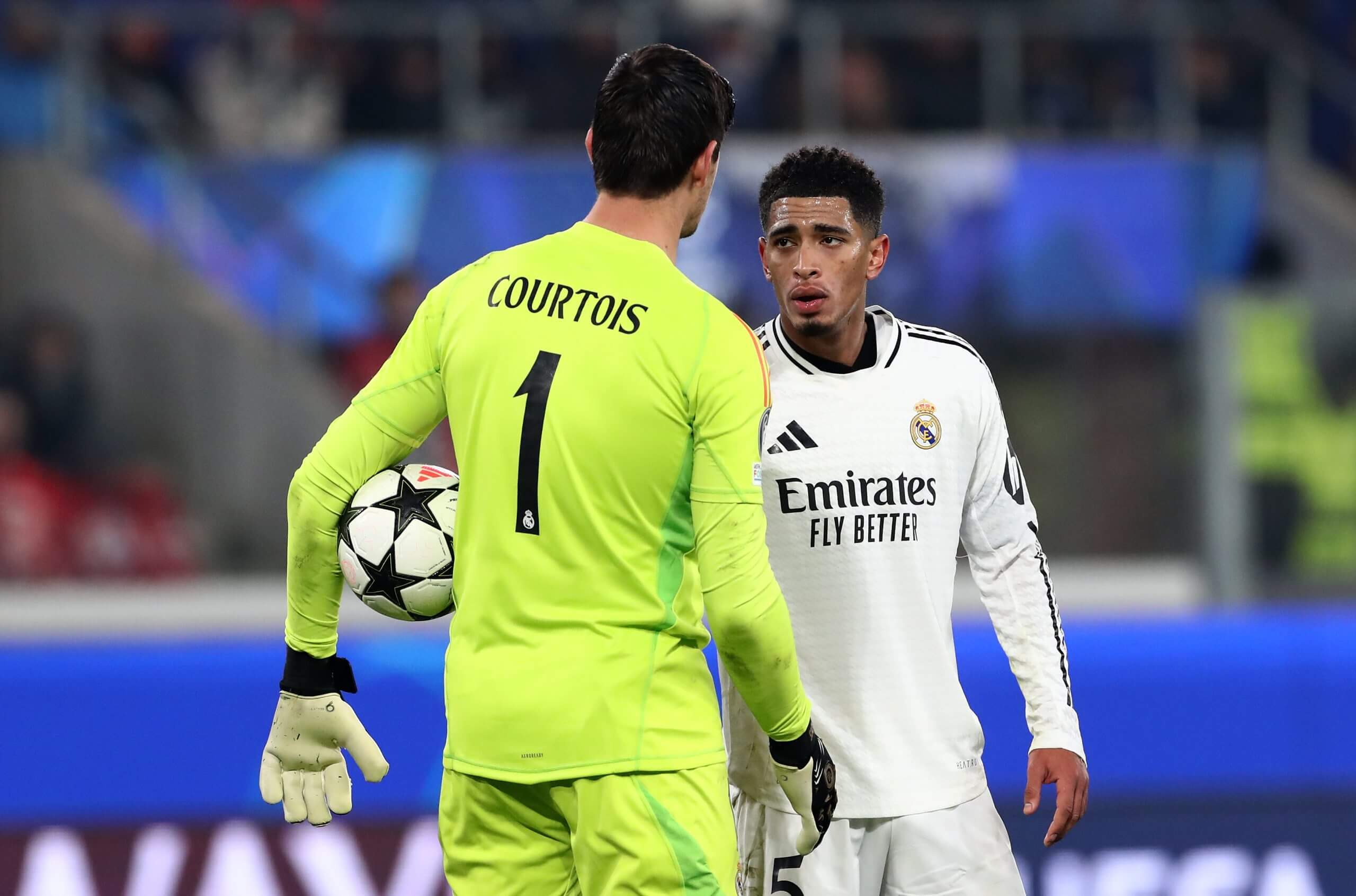 皇家马德里队成功防守，挺进下一轮