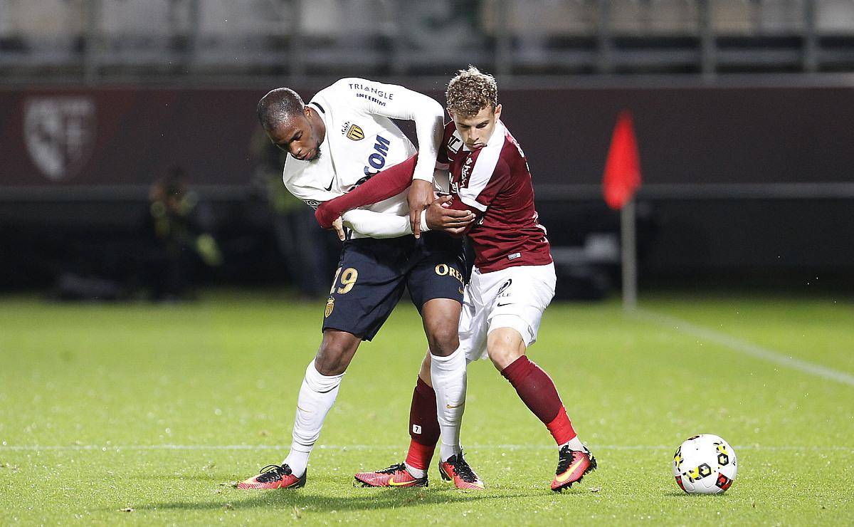 蒙彼利埃逼平尼斯,稳固中游位置 蒙彼利埃逼平尼斯,稳固中游位置