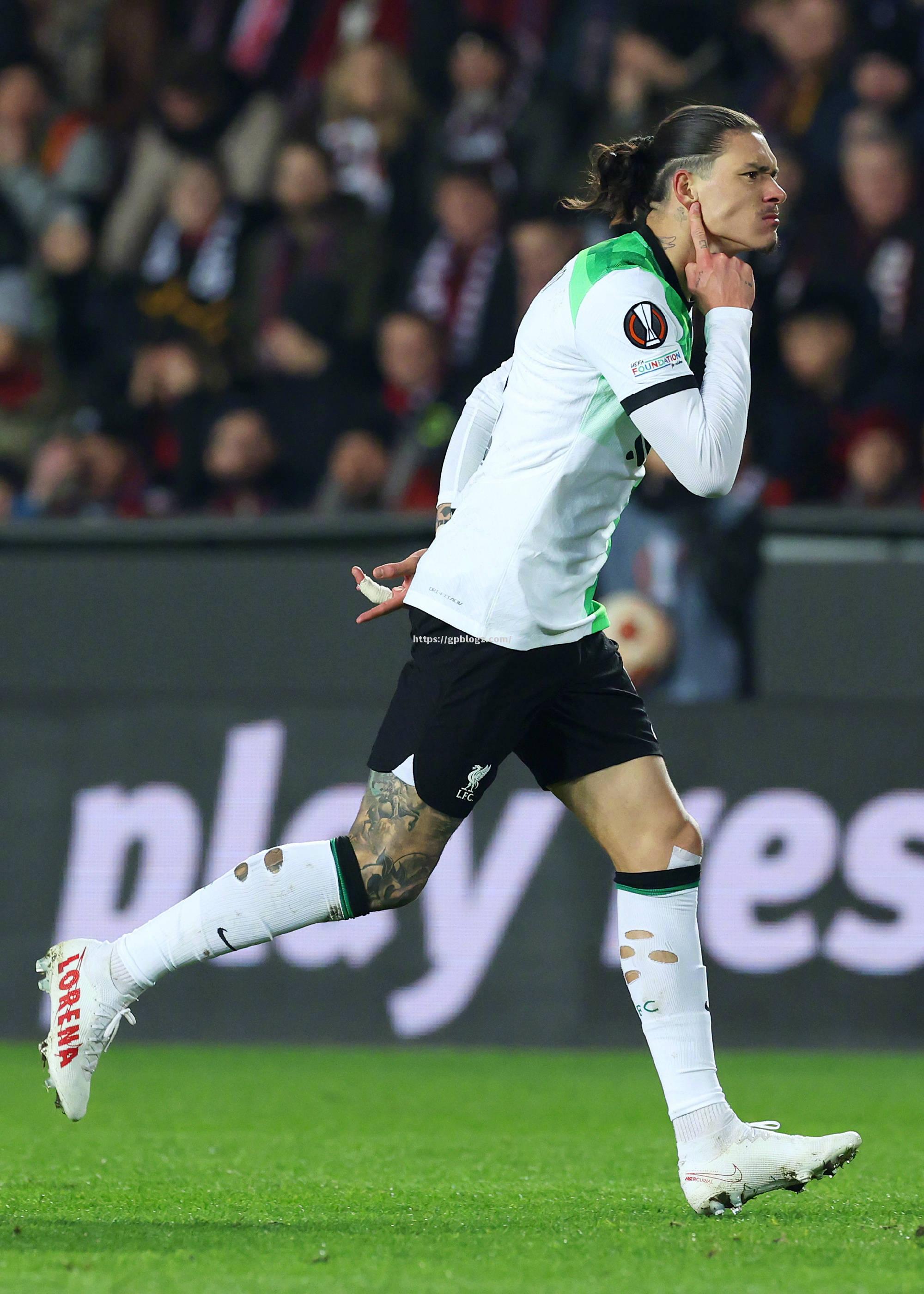 梅开二度！进球手风头正劲，成为焦点