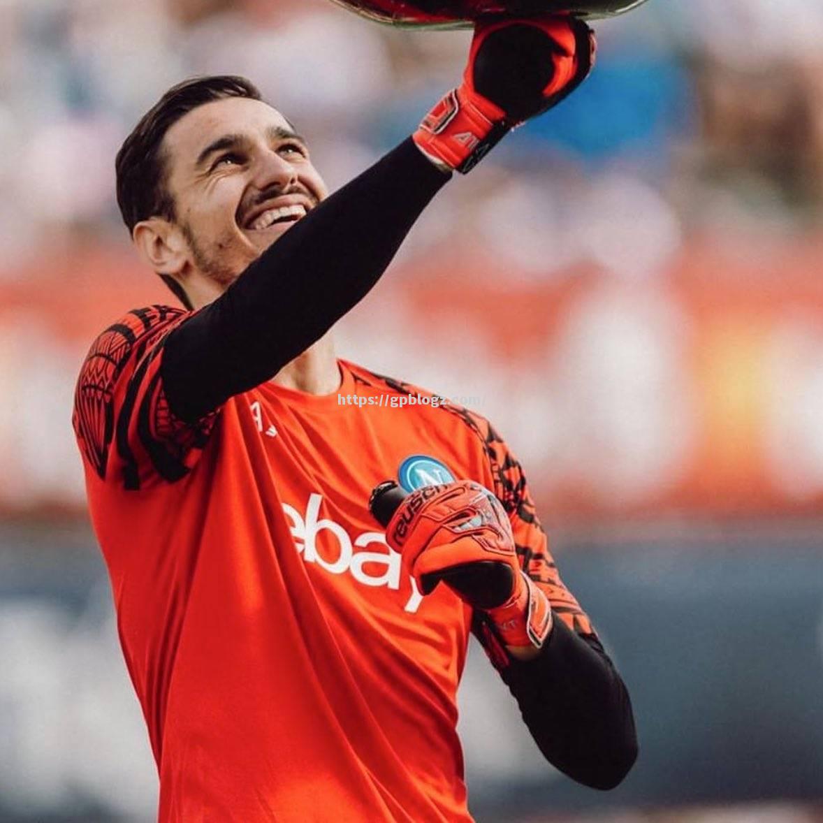 那不勒斯前锋伊斯科赛季回顾，展望未来