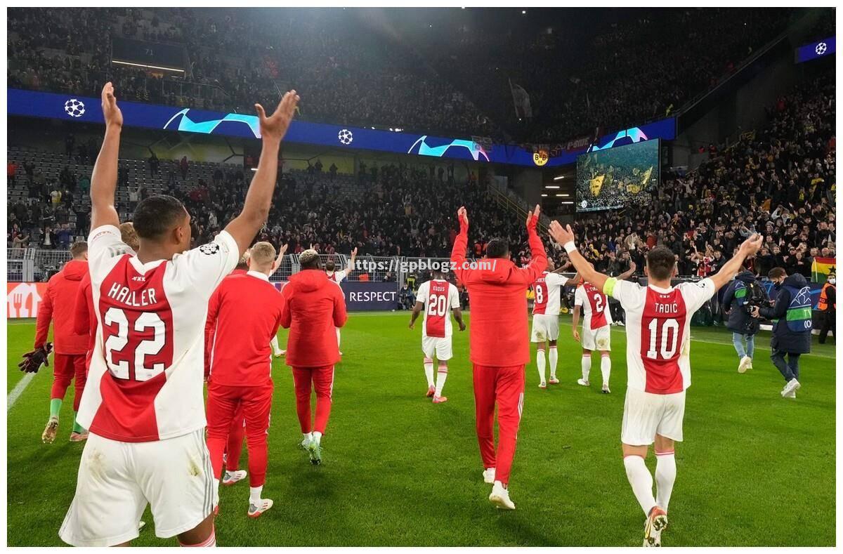 阿贾克斯主场大胜多特蒙德,晋级前景一片光明 阿贾克斯主场大胜多特蒙德,晋级前景一片光明