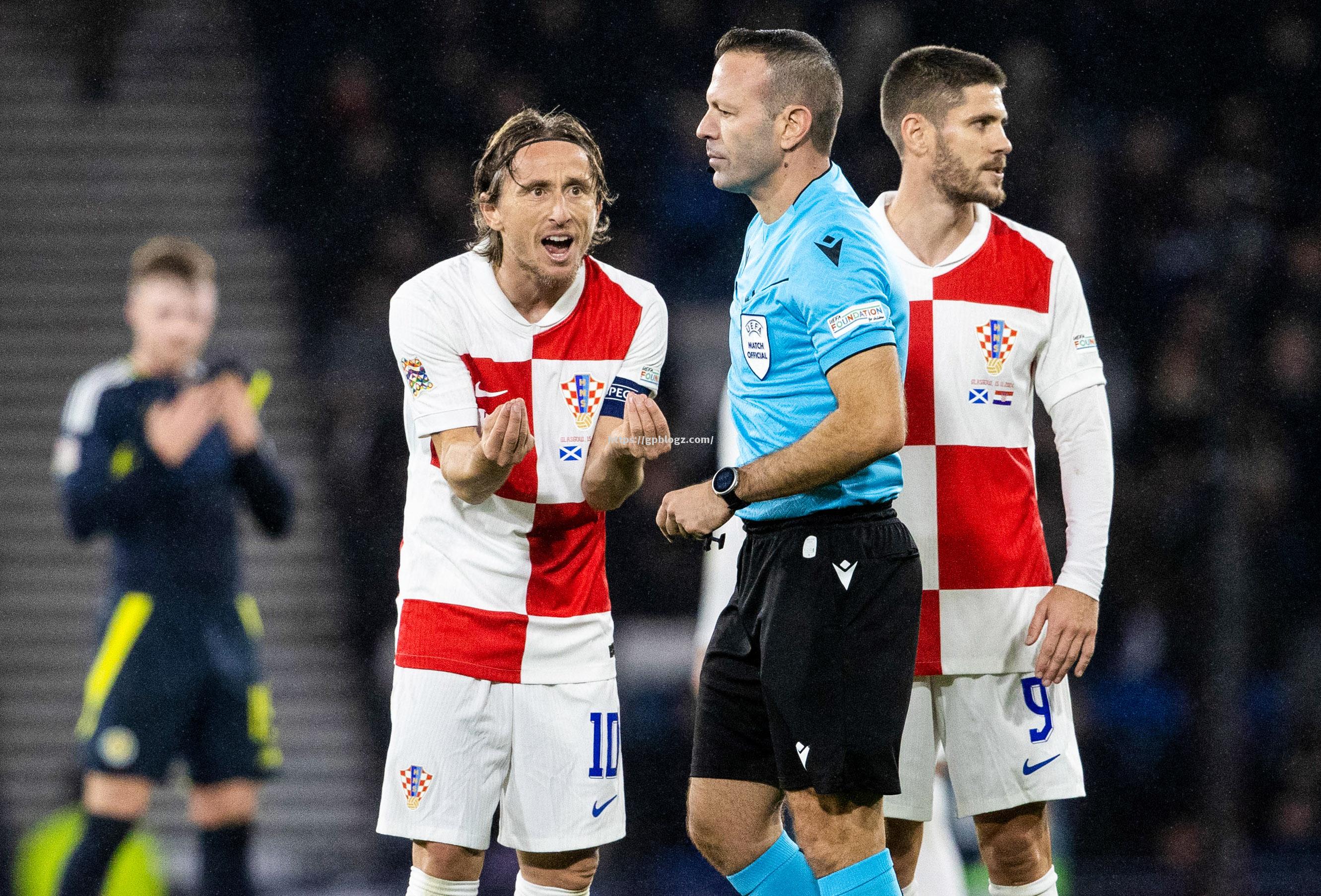 克罗地亚队遭遇连败,球员调整状态 克罗地亚队遭遇连败,球员调整状态