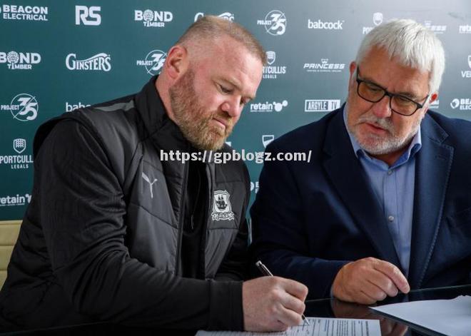 鲁尼执教德比郡迎来英超首秀赛季全胜