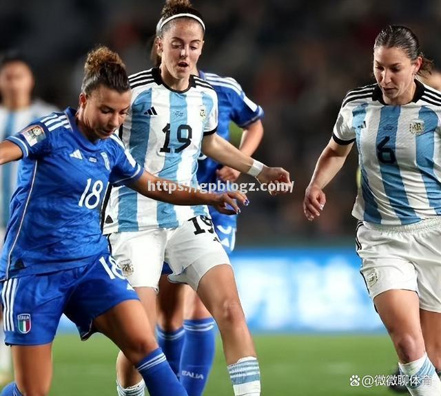 小组赛结束，国际女足热身赛意大利队胜出